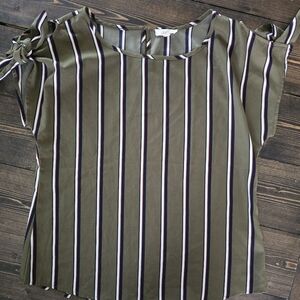 E&M Striped Green Women's Top Blouse Size Medium